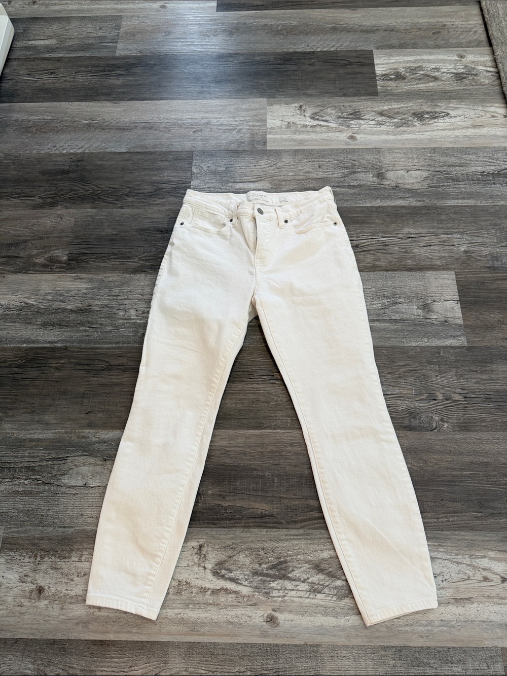 Lucky Brand Ivory High-Rise Straight Jeans